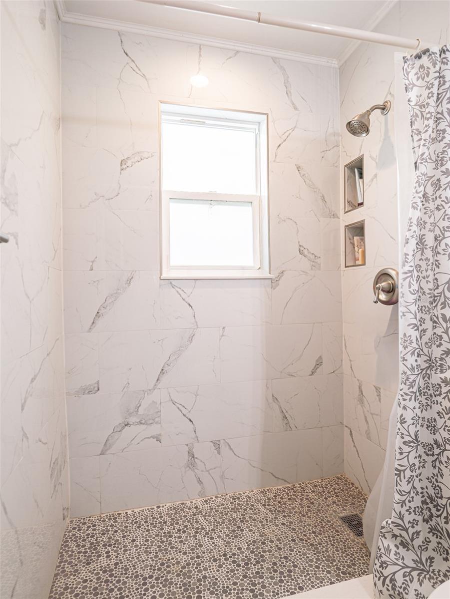 COUNTRY CREEK WOODLAND TERRACE - Residential