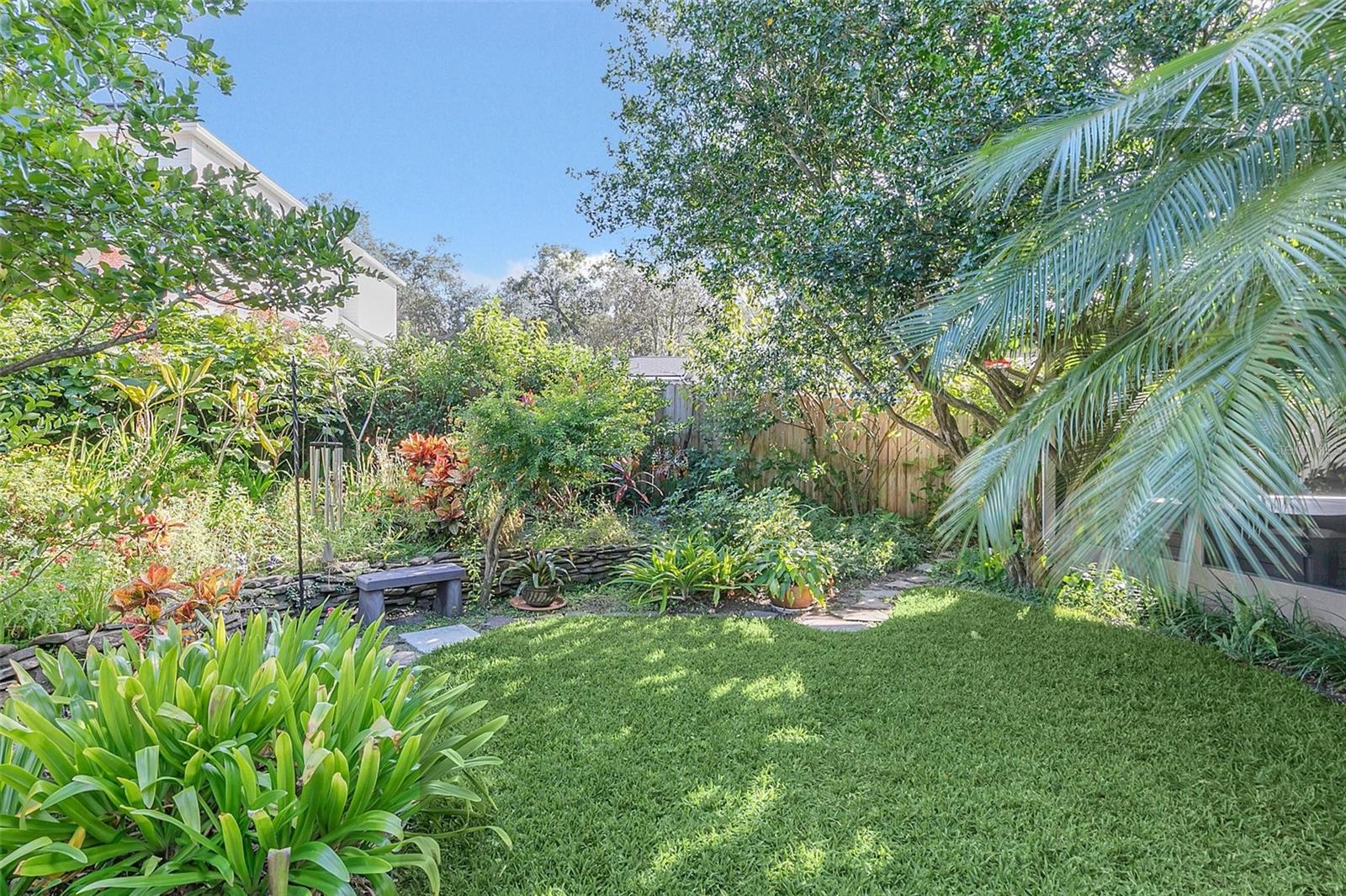 CHARMONT - Residential