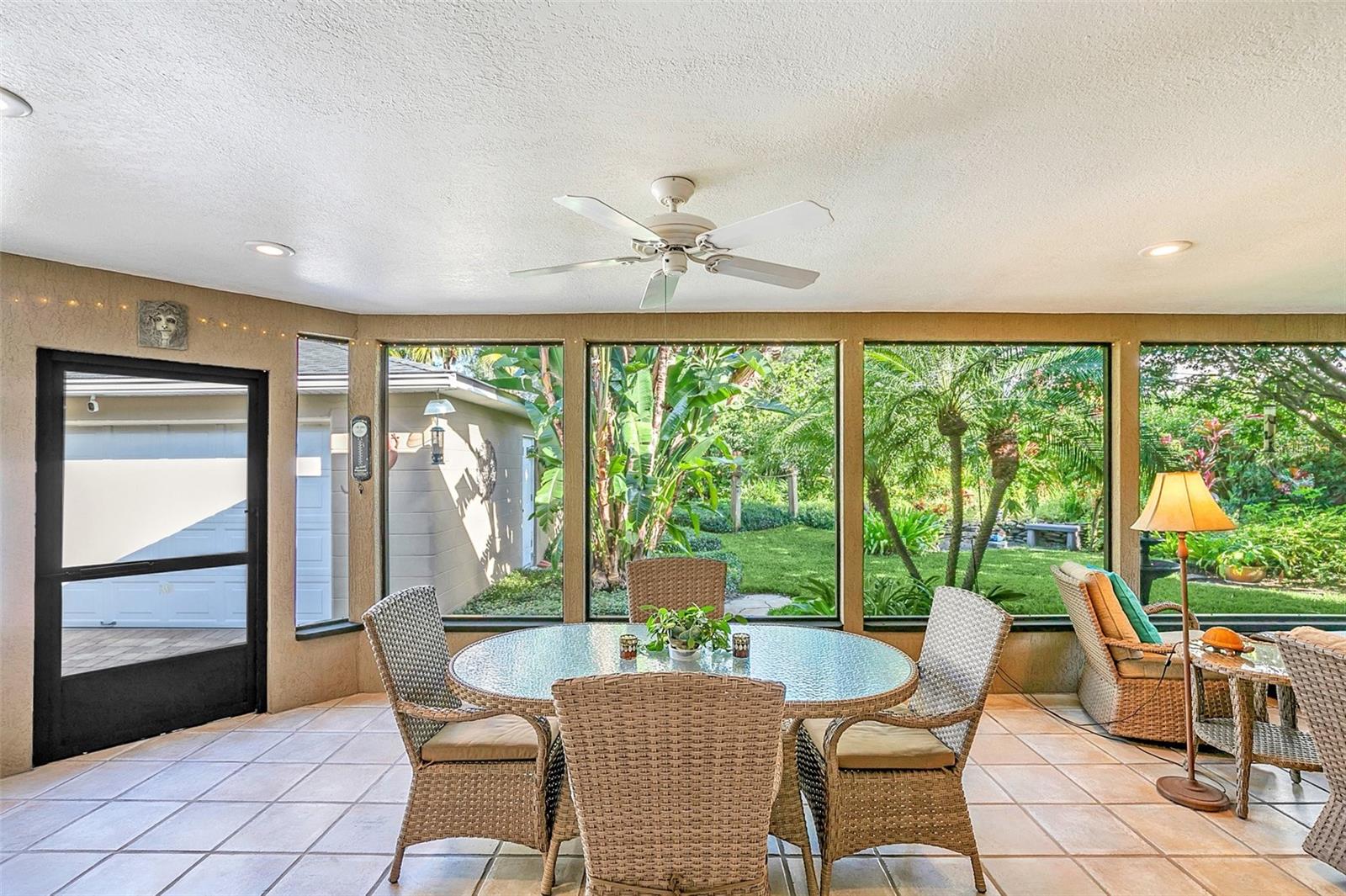 CHARMONT - Residential