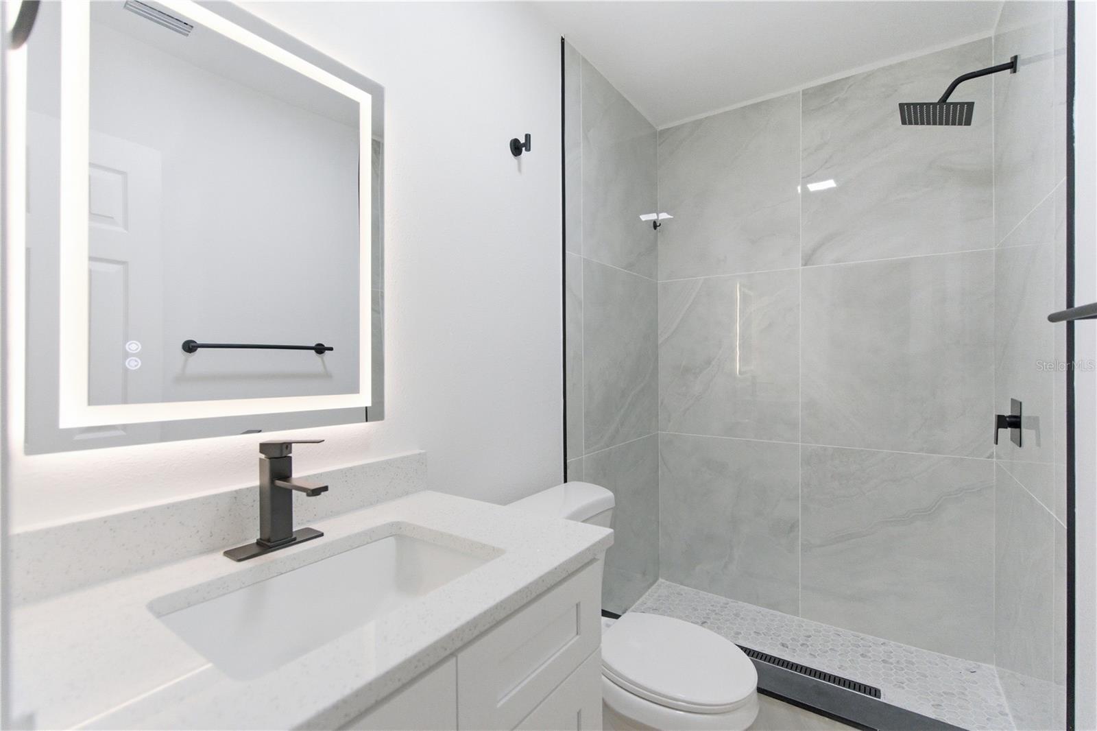 HAMNERS W E FOREST ACRES - Residential