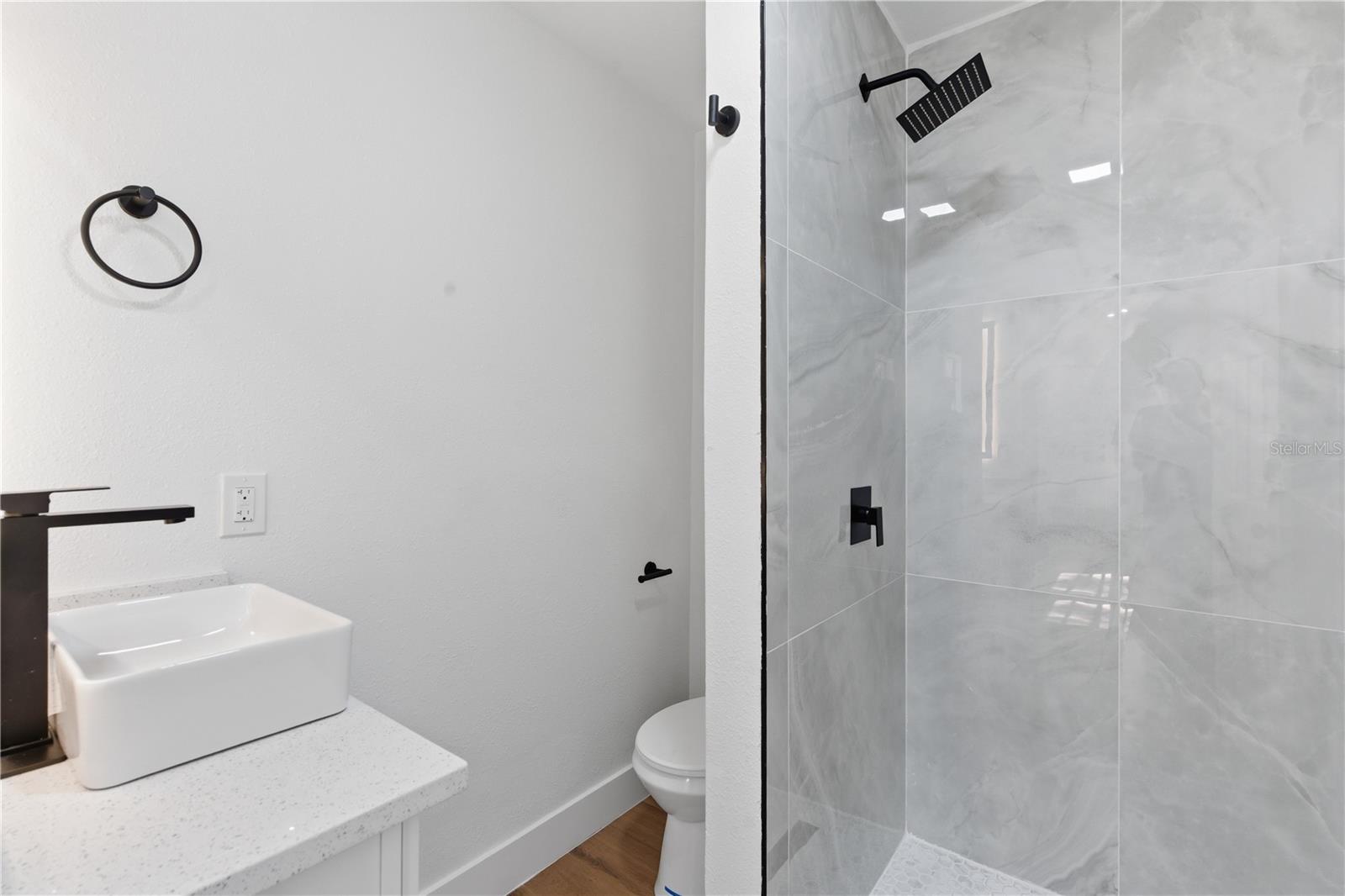 HAMNERS W E FOREST ACRES - Residential