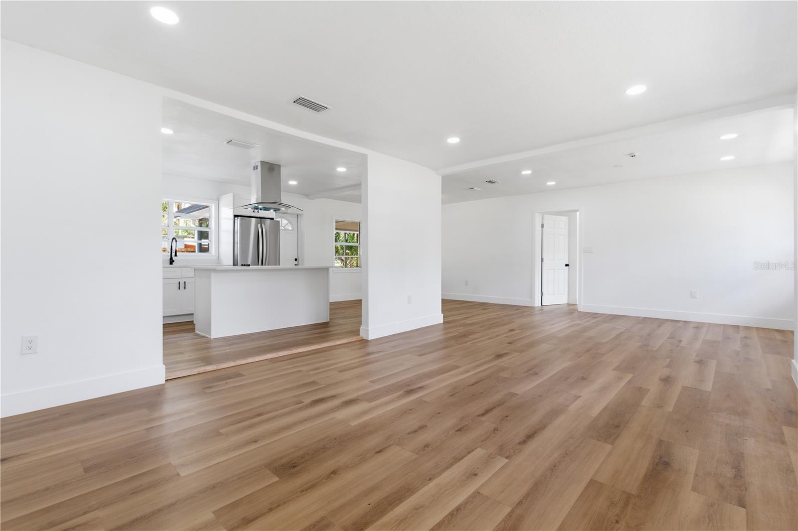 HAMNERS W E FOREST ACRES - Residential