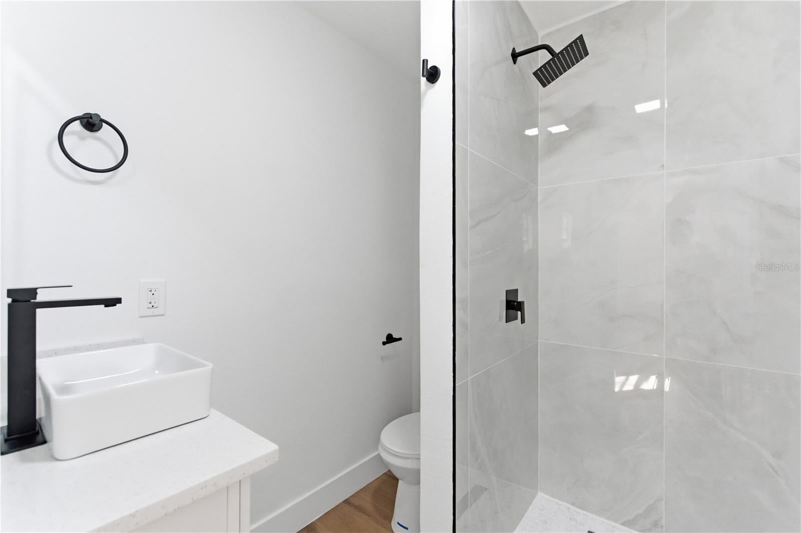 HAMNERS W E FOREST ACRES - Residential