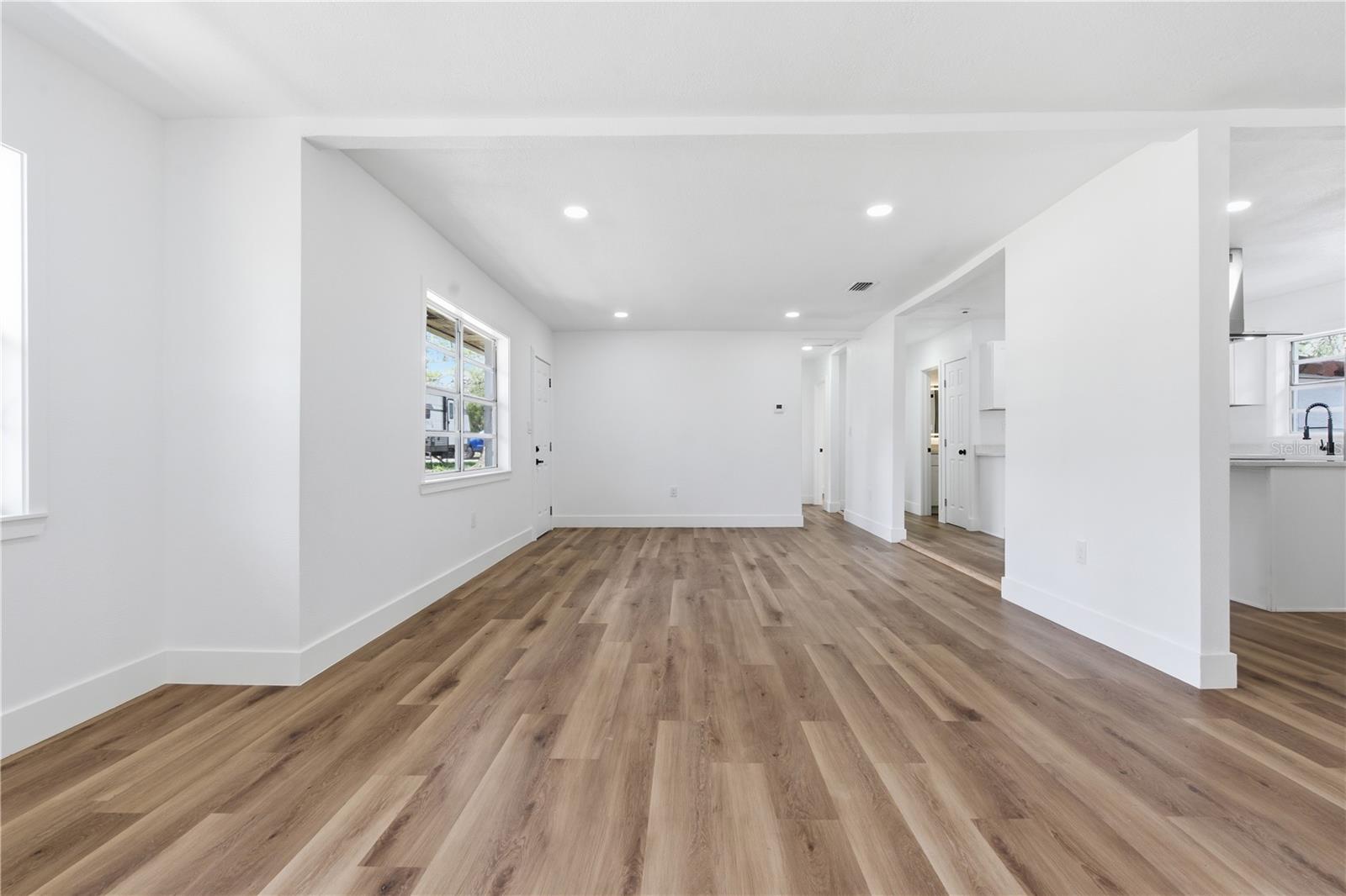 HAMNERS W E FOREST ACRES - Residential