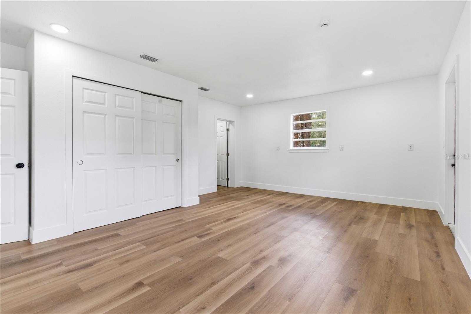 HAMNERS W E FOREST ACRES - Residential