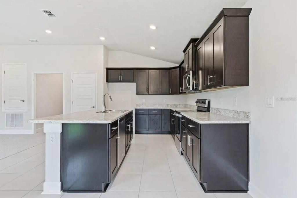 Photo of 45 Bunker Hill Drive, Palm Coast, FL 32137 (MLS # FC319996)