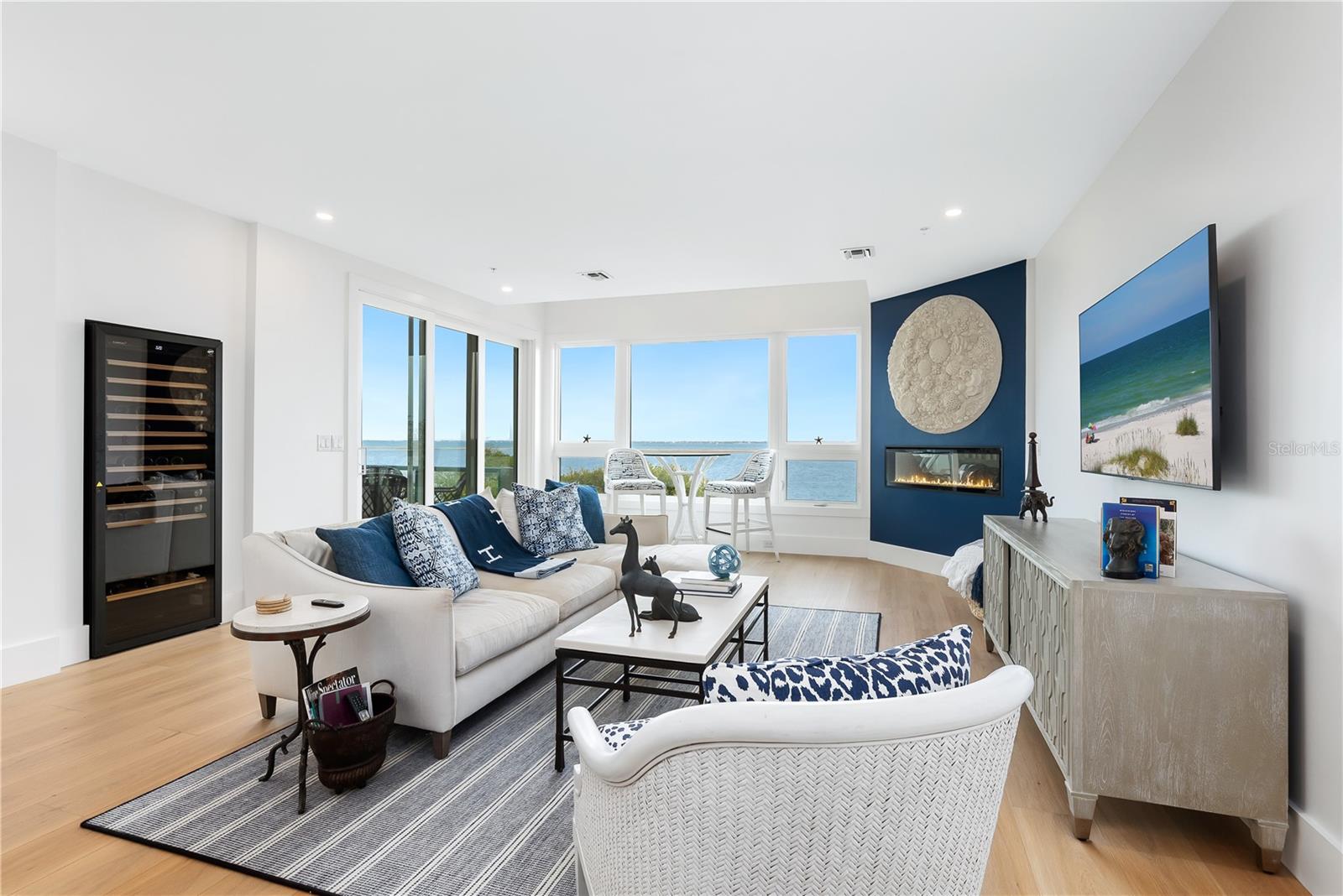 TANGERINE BAY CLUB - Residential