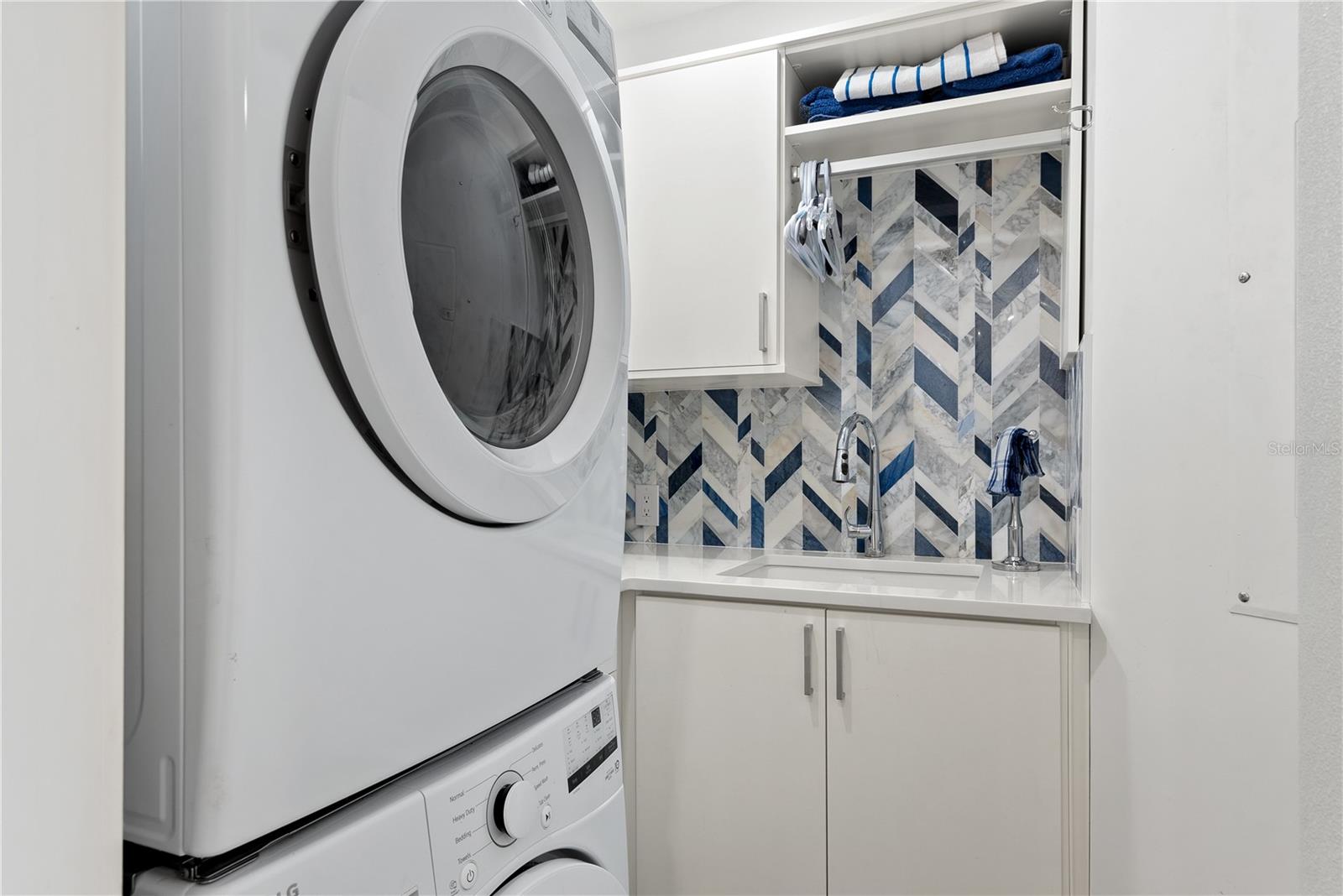 TANGERINE BAY CLUB - Residential