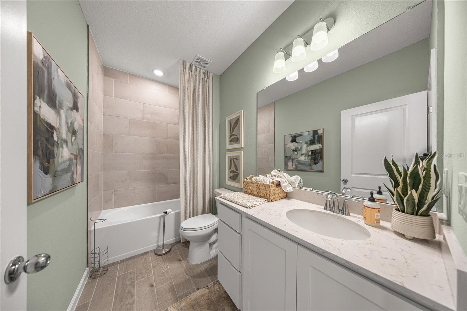 PIONEER RANCH - Residential