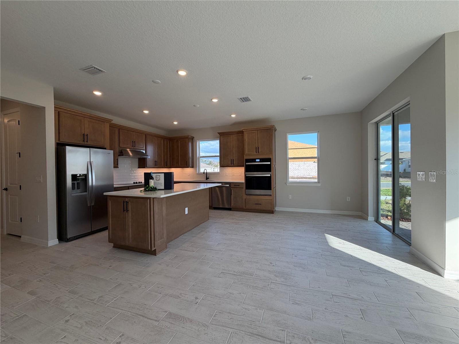 BRIDGEWALK PH 2C - Residential Lease