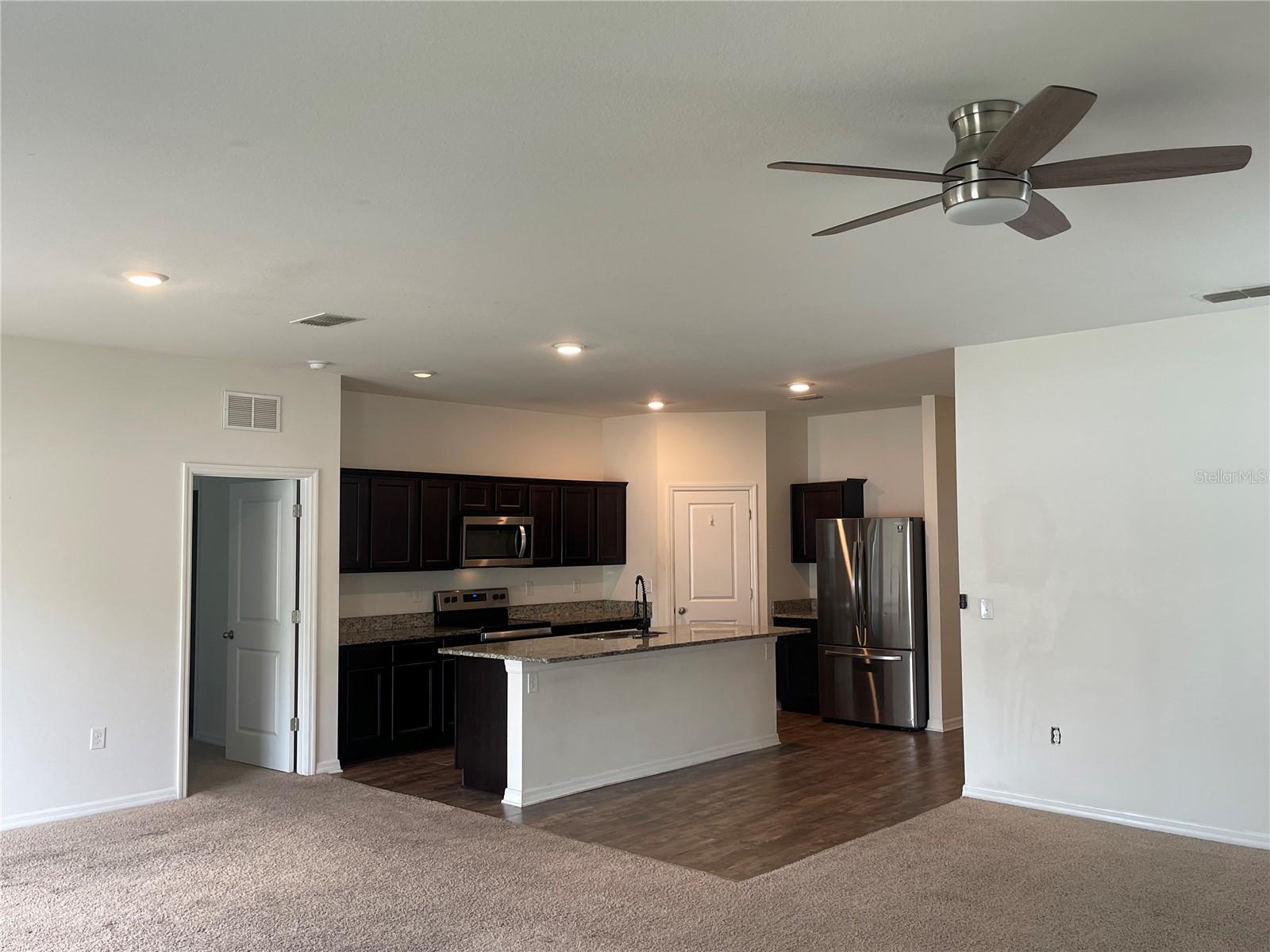 COASTAL WOODS UN B1 - Residential