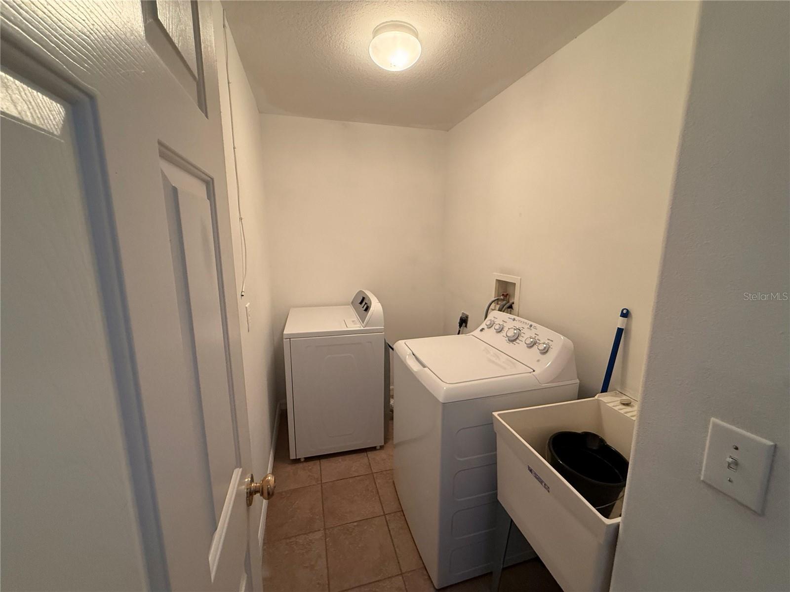 HERITAGE HARBOR VILLAGE 17 - Residential Lease