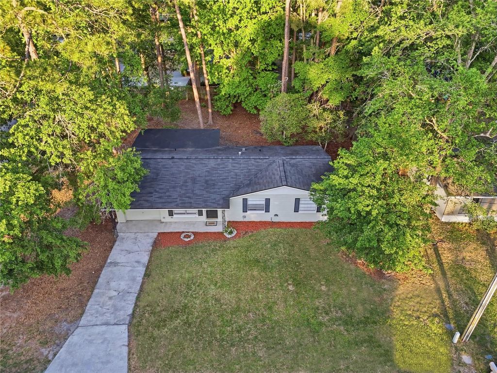 Photo of 4735 NW 28th Terrace, Gainesville, FL 32605 (MLS # GC540107)