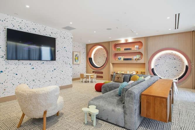 RITZ CARLTON RESIDENCES TOWER II - Residential