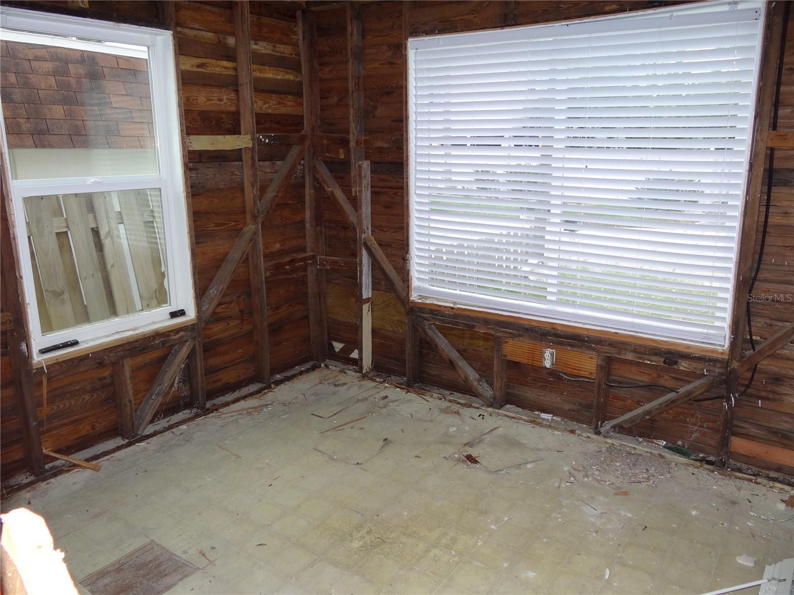 GULF SHORES 1ST ADD - Residential