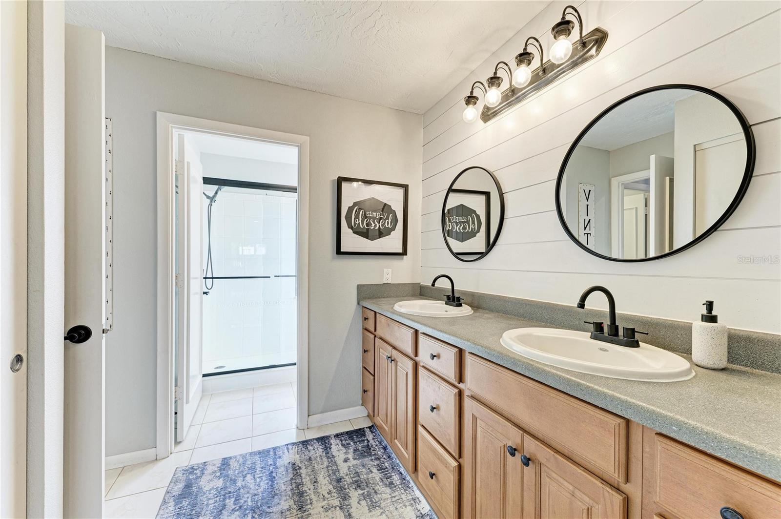 SPRINGLAKE - Residential