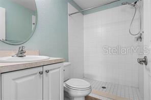 OAK TRAIL - Residential Lease