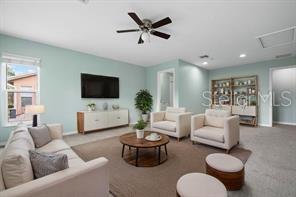 OAK TRAIL - Residential Lease