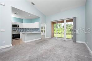 OAK TRAIL - Residential Lease