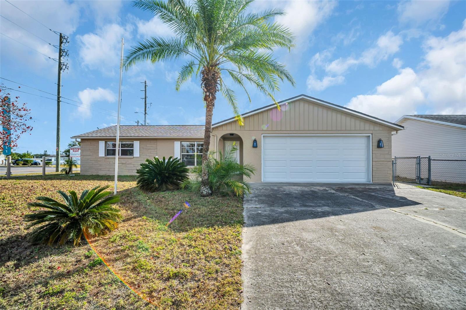 HILLANDALE - Residential