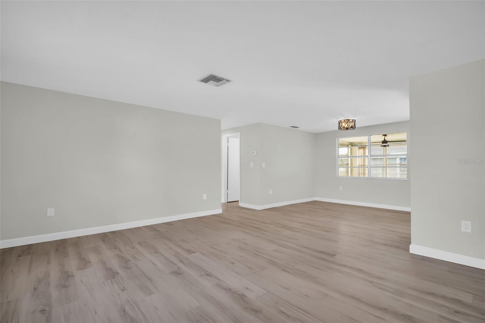 HILLANDALE - Residential