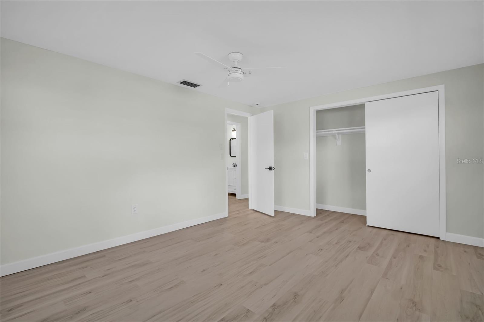 HILLANDALE - Residential