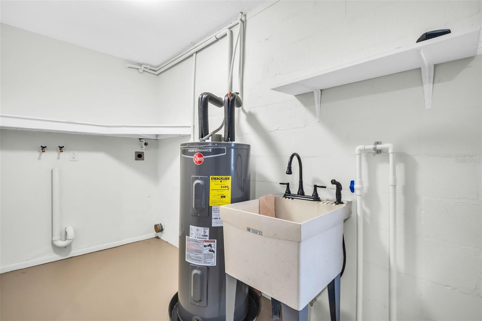 HILLANDALE - Residential