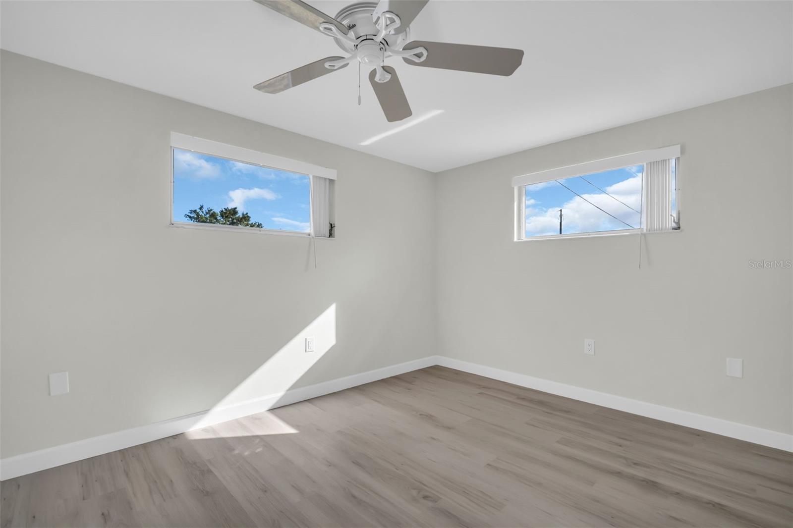 HILLANDALE - Residential