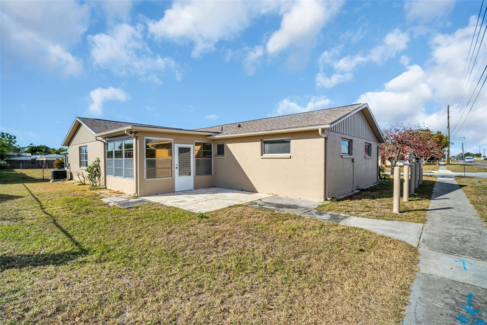 HILLANDALE - Residential