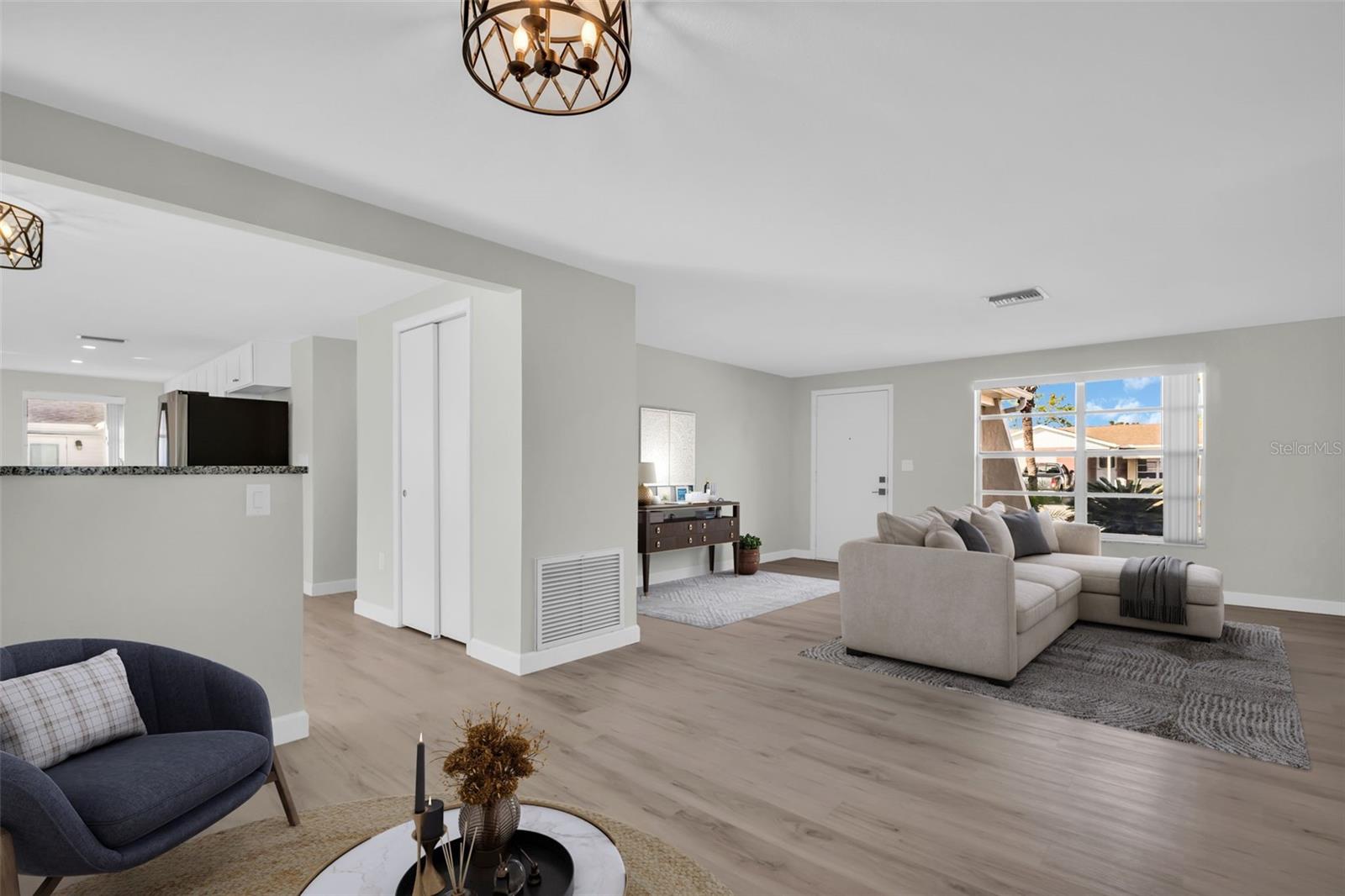 HILLANDALE - Residential