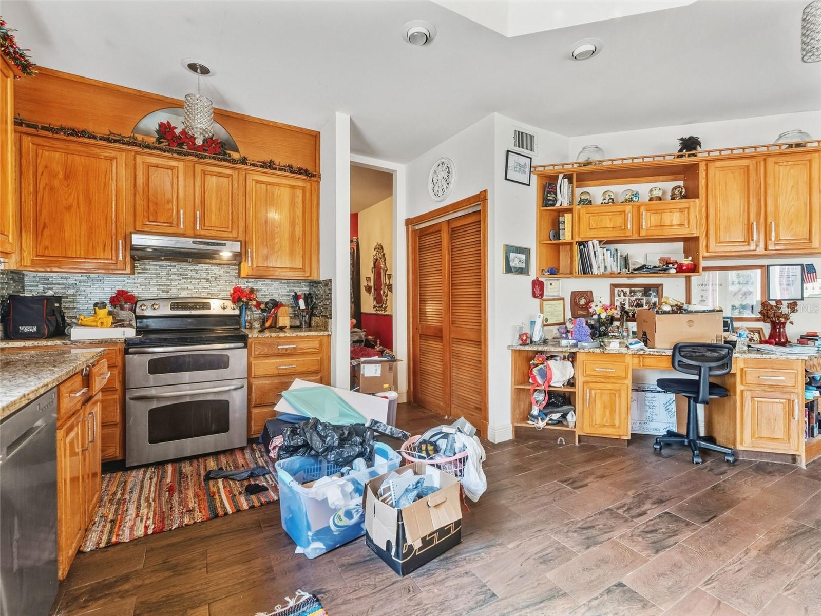 ZEPHYRHILLS COLONY COMPANY - Residential