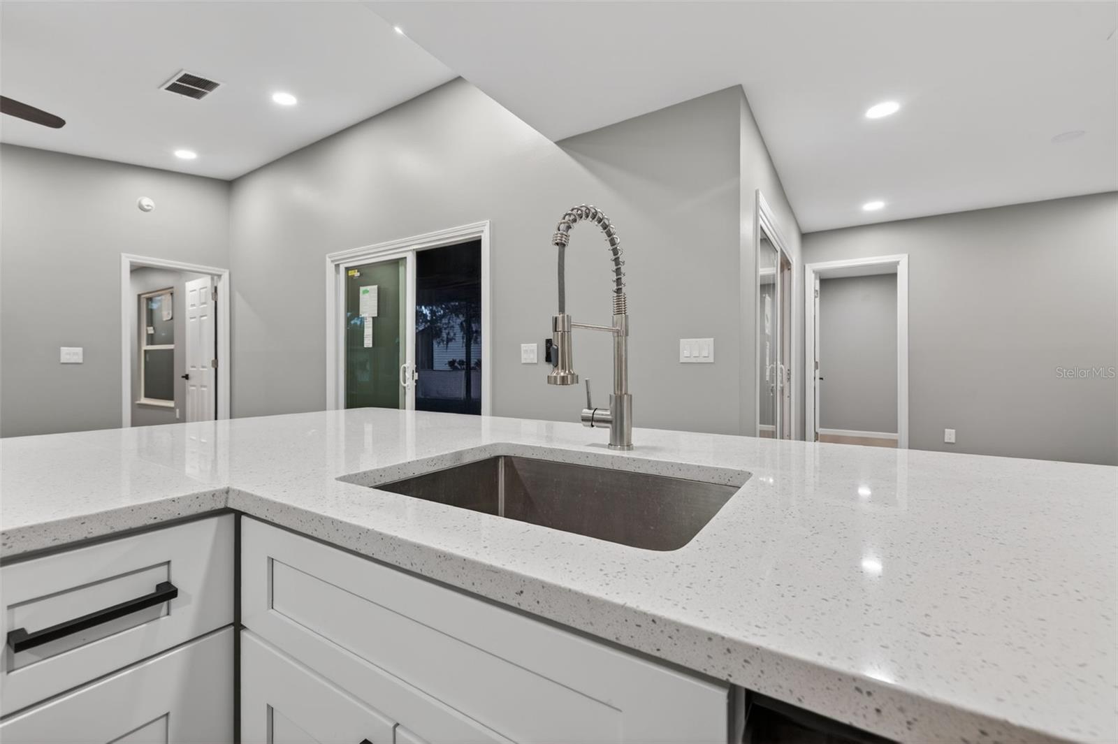 BEARDED OAKS - Residential