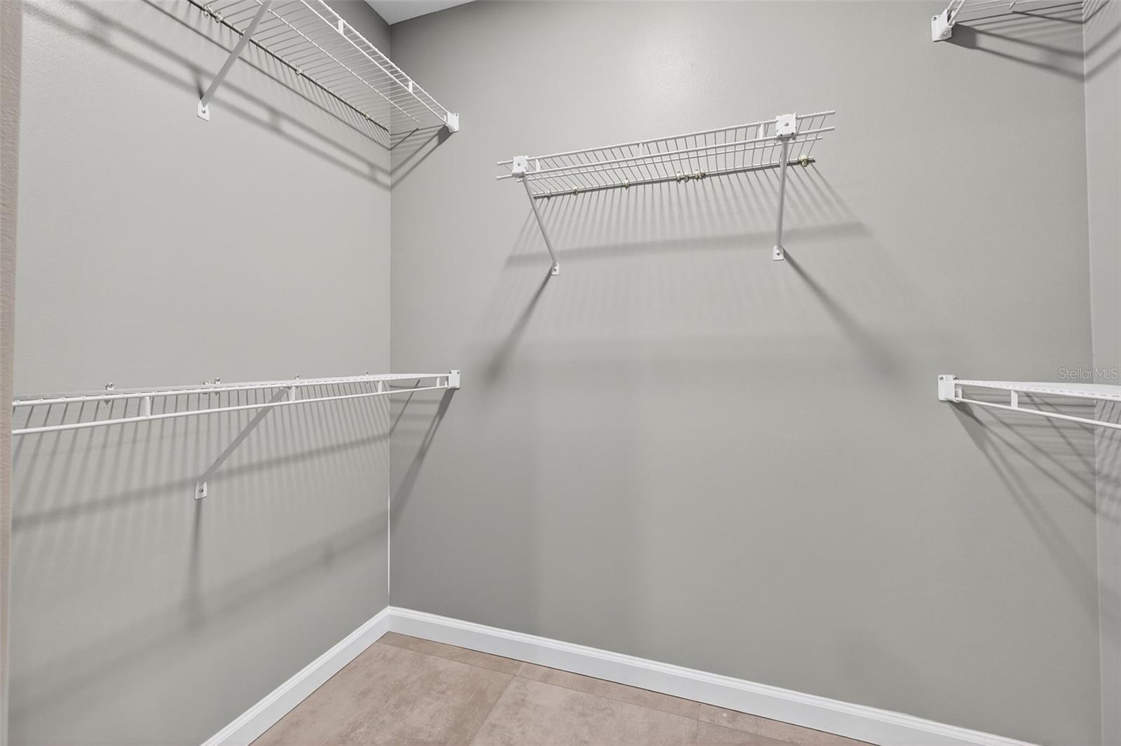 BEARDED OAKS - Residential