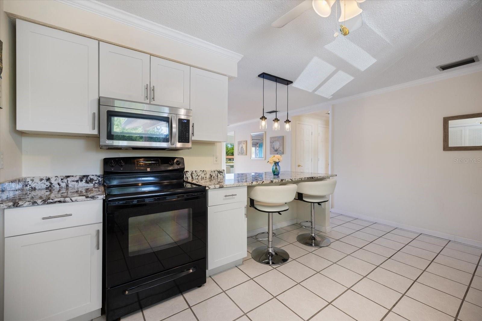 LAKE TIPPECANOE - Residential