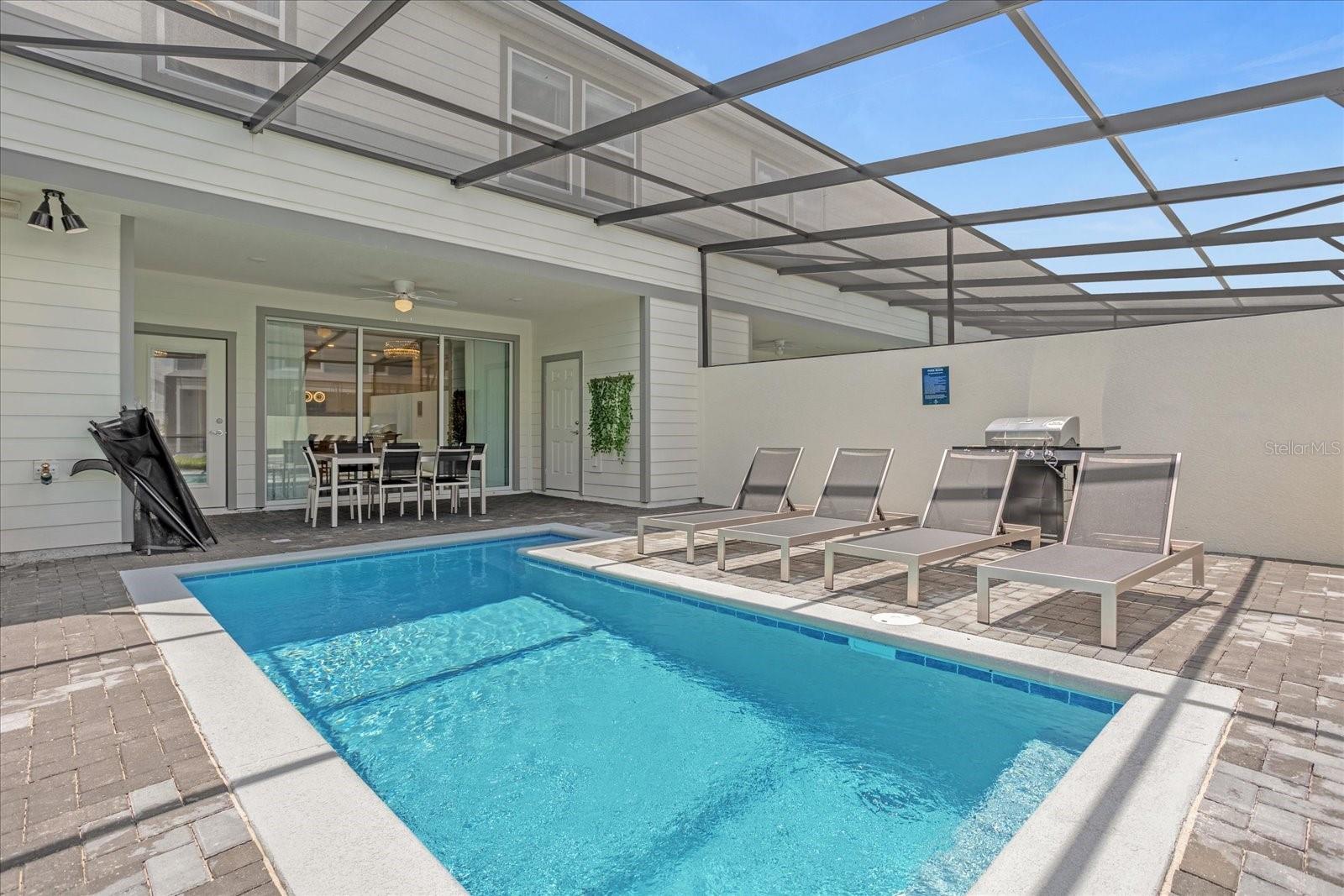 WINDSOR ISLAND RESIDENCE PH 2B - Residential