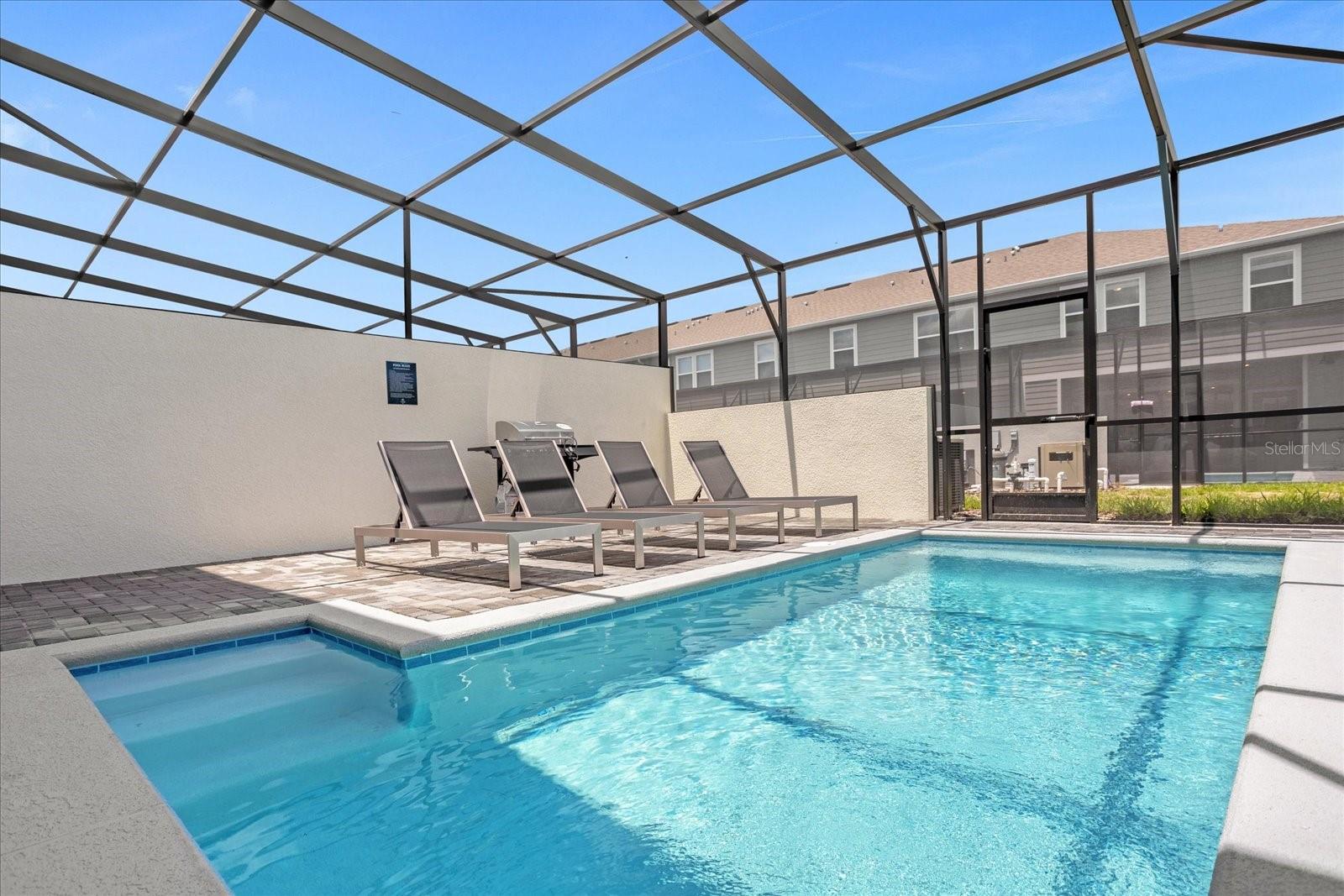 WINDSOR ISLAND RESIDENCE PH 2B - Residential