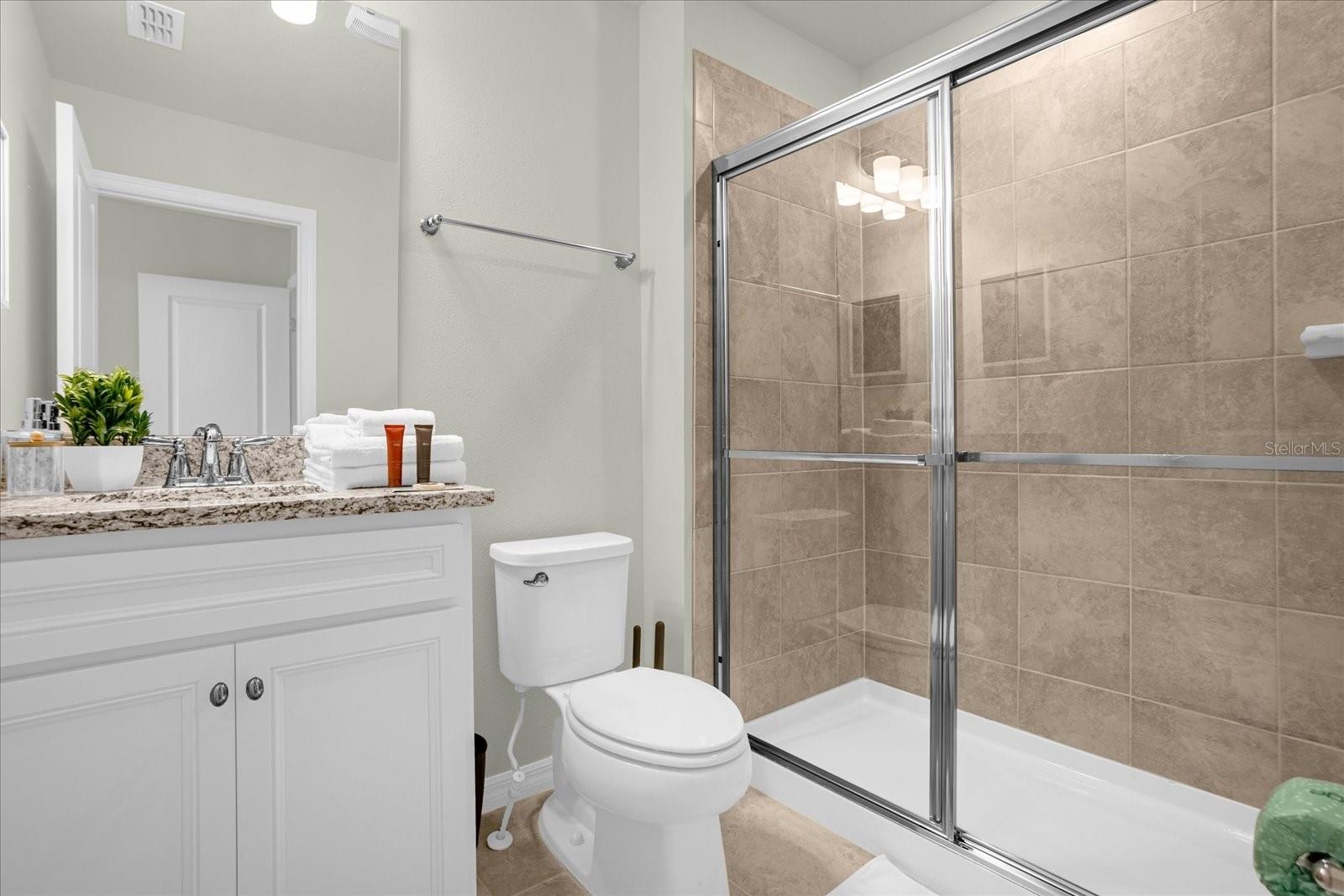 WINDSOR ISLAND RESIDENCE PH 2B - Residential