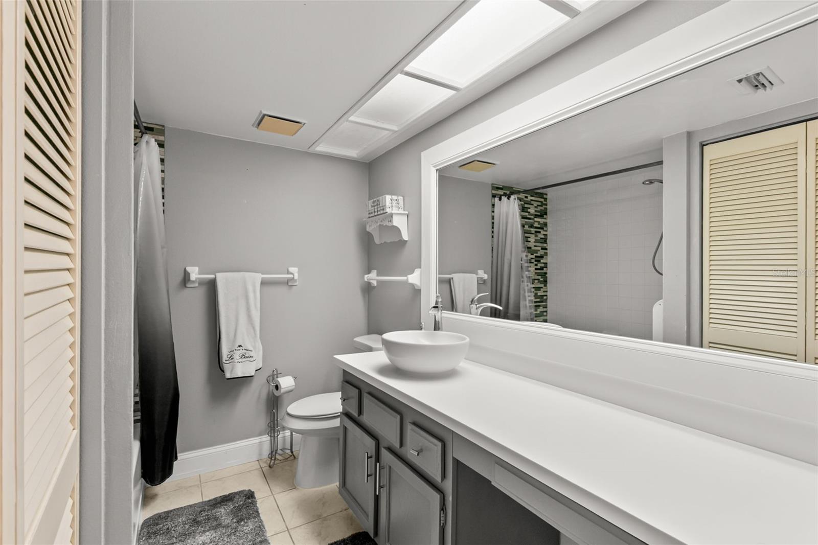 EAST LAKE WOODLANDS WOODLAKE RUN - Residential Lease