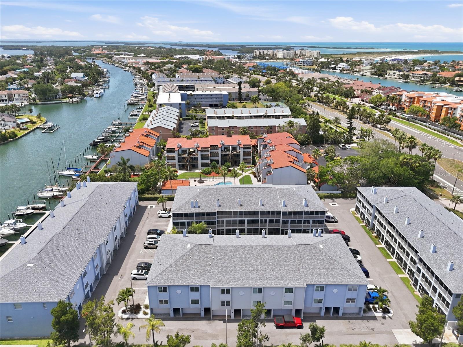 TERN BAY TWNHMS - Residential