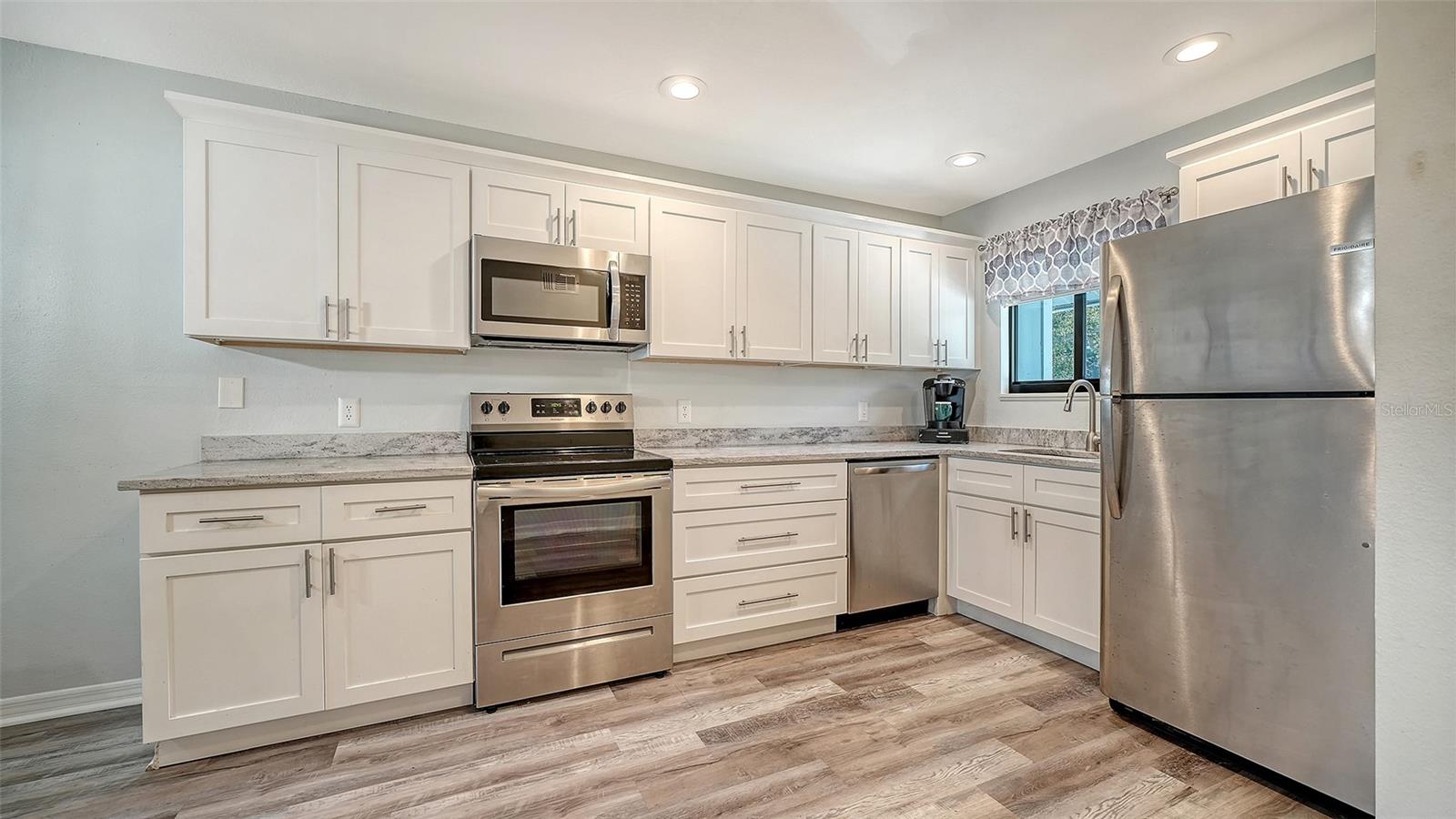 6033 34TH STREET W 38