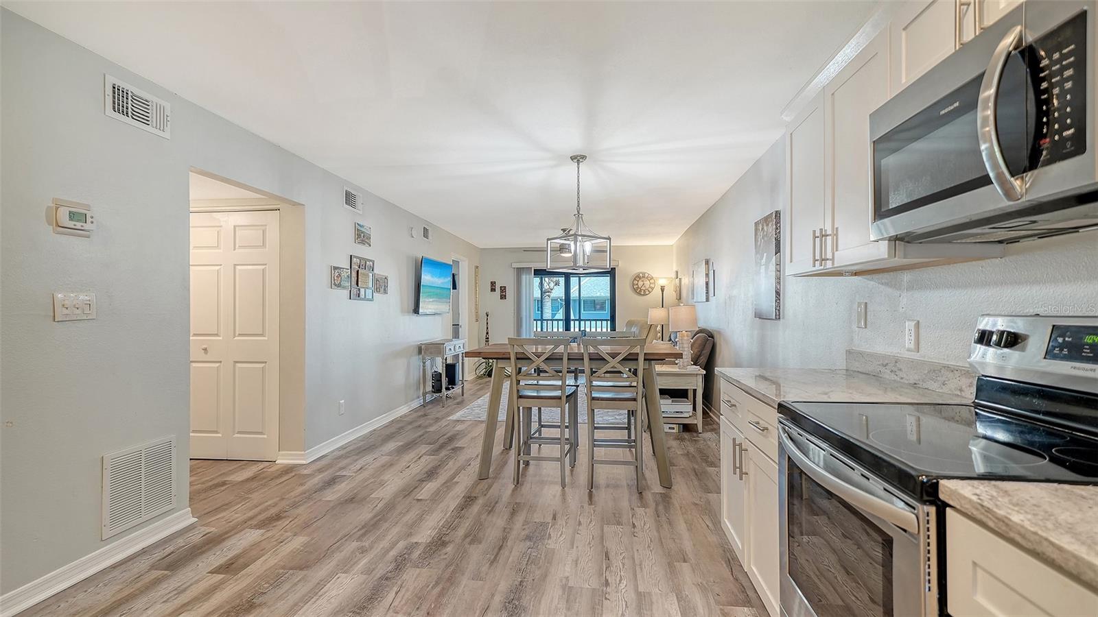 6033 34TH STREET W 38