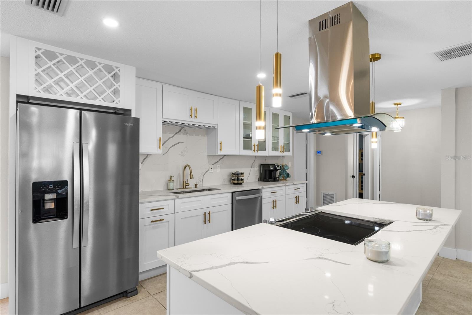 HARBOR LAKE ESTATES - Residential