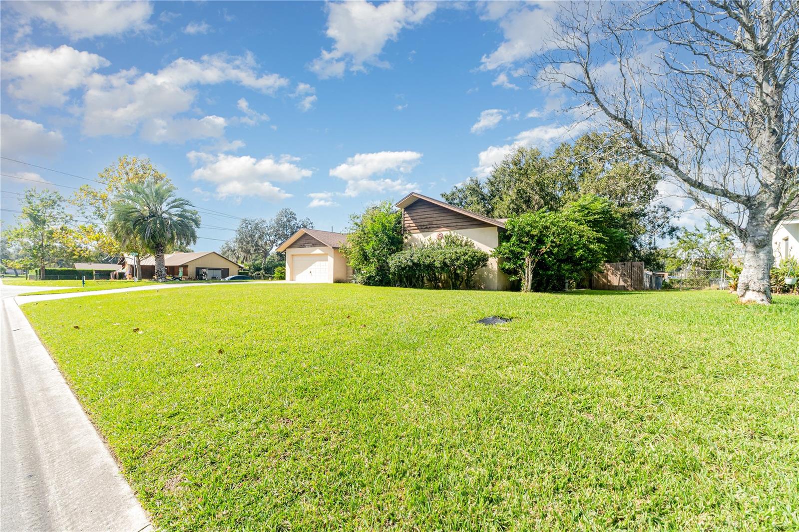 HAWKS POINT - Residential