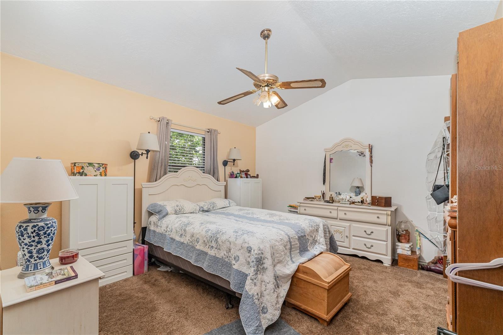 HAWKS POINT - Residential