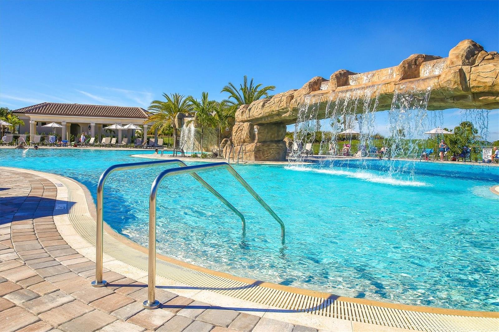 TERRACE V AT LAKEWOOD NATIONAL PH I - Residential