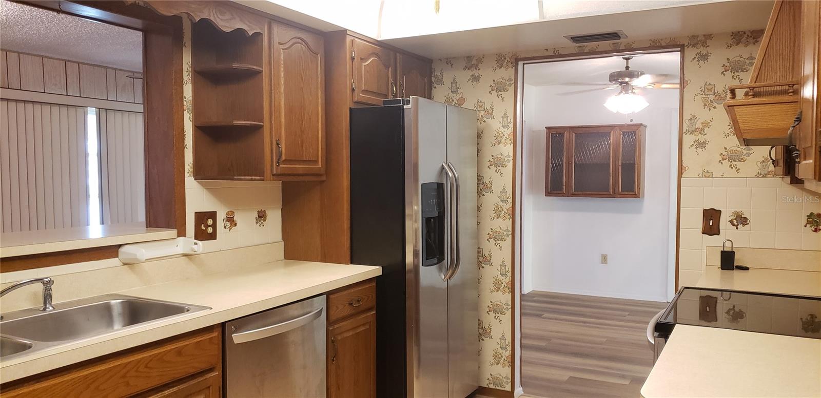 TANGELO PARK FIRST ADD - Residential Lease