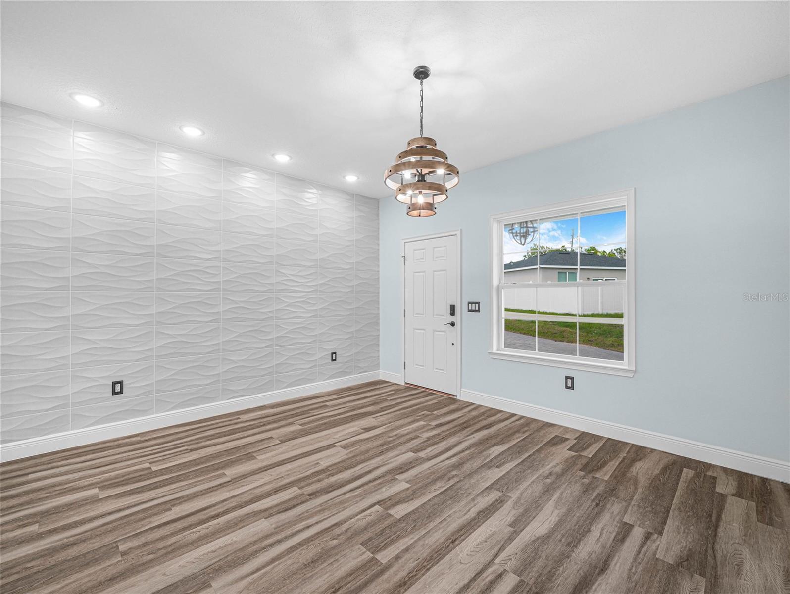 527 RIO GRANDE DRIVE