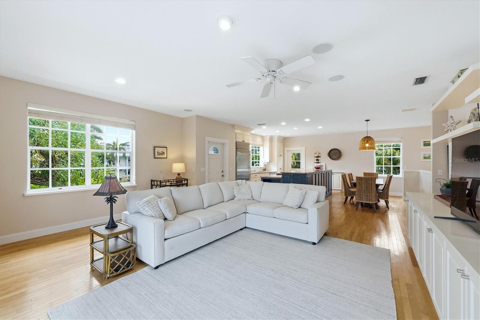 SEABREEZE - Residential