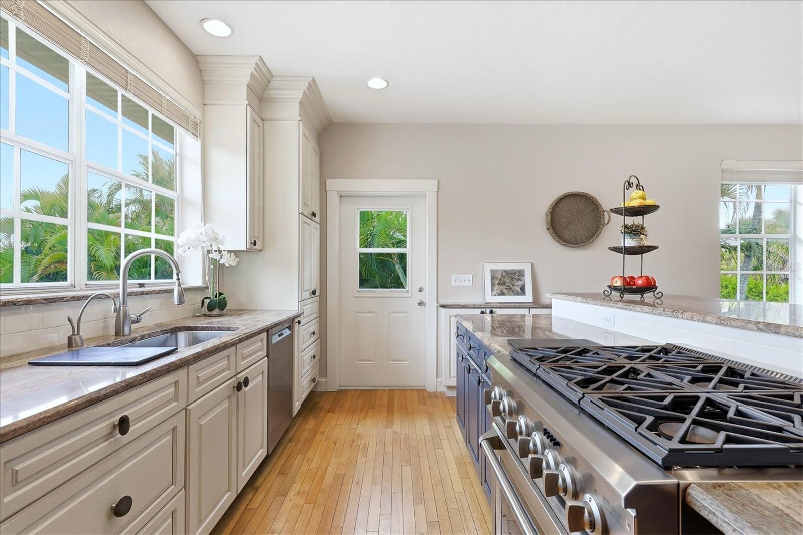 SEABREEZE - Residential