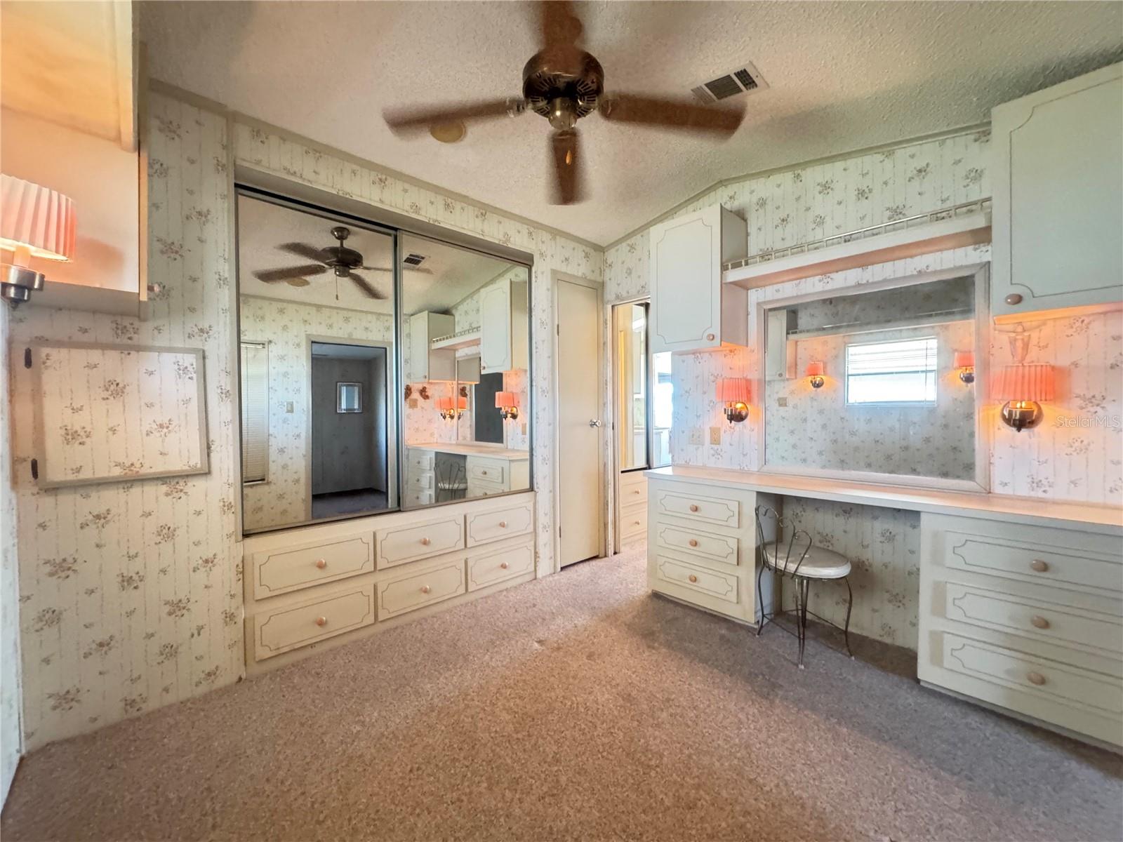 AMERICAN CONDOMINIUM PARKS - ZEPHYRHILLS - Residential